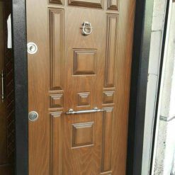 درب ضد سرقت کلاسیک دوبل با رنگ قهوهای تیره- کد MA 322 3 درب ضد سرقت برجسته مدل MA 290 در PVC