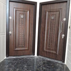 درب ضد سرقت کلاسیک مدل درب ورودی لوکس - کد MA 330 10 295 3 | فانوس دیزاین تولید کننده انواع درب اتاق ، ضد سرقت، درب ورودی و ضد آل
