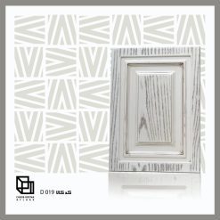 در کابینتی MDF روکش ممبران دو قاب سفید با رگه‌های سیاه کلاسیک کد 019 