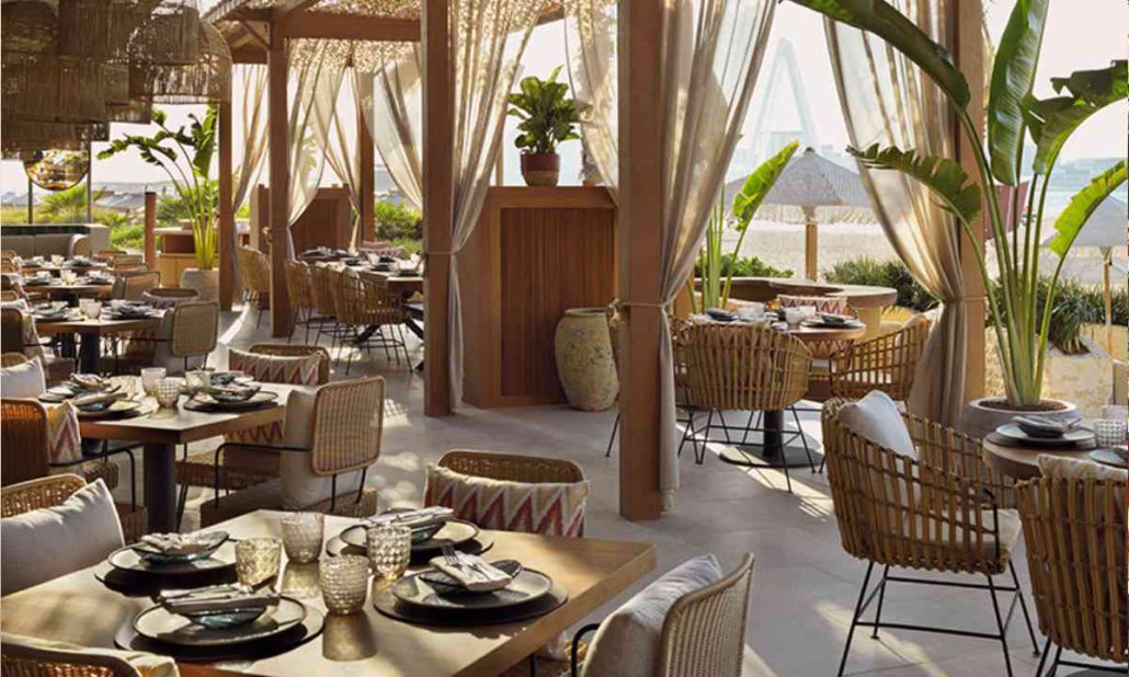 Facilities in restaurant decoration