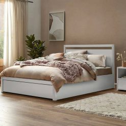 تخت خواب MDF با رنگ پوششی سبک مدرن سایز 200*180 کد 447