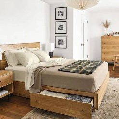 decoriagallery 428595720 7419656041389898 2791687494138809377 n | فانوس دیزاین تولید کننده انواع درب اتاق ، ضد سرقت، درب ورودی و ضد آل