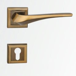 دستگیره درب سرویس کد 870 ریوارد 4 دستگیره درب سرویس کد 870 ریوارد