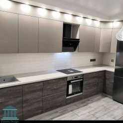 کابینت سفید و رنگ چوب کد 0189 6 کابینت آشپزخانه ترکیبی پی وی سی و هایگلاس کد 0189