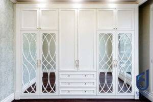 درب کمد کلاسیک | فانوس دیزاین تولید کننده انواع درب اتاق ، ضد سرقت، درب ورودی و ضد آل