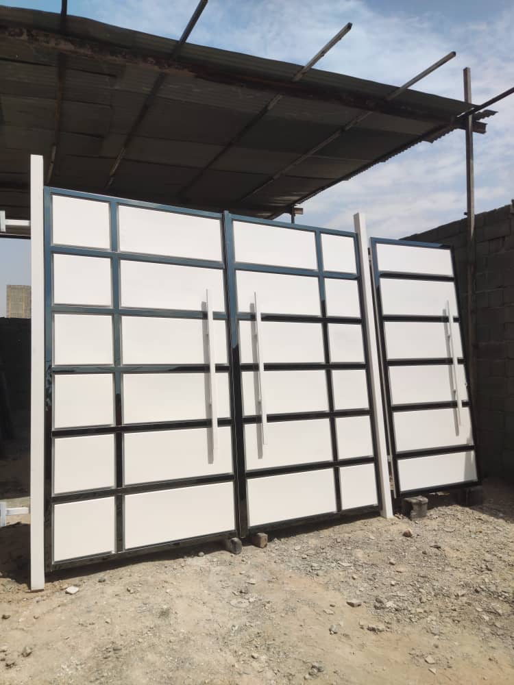 درب حیاط با رنگ الکترواستاتیک ضد زنگ 10 عکس و نمونه کار درب حیاط مدرن