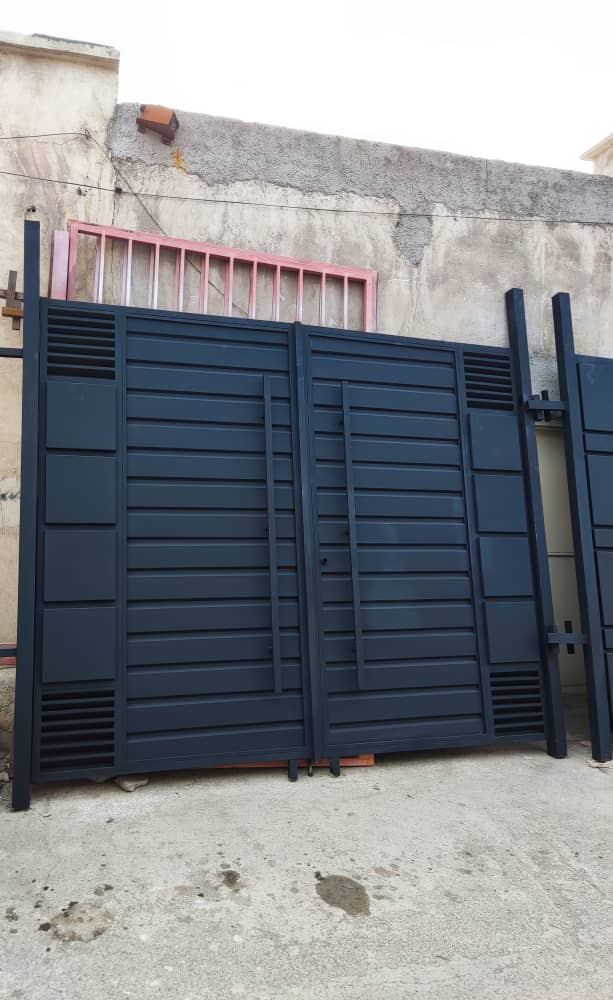 راهنمای انتخاب درب حیاط مناسب ویلا 29 راهنمای انتخاب درب حیاط مناسب ویلا