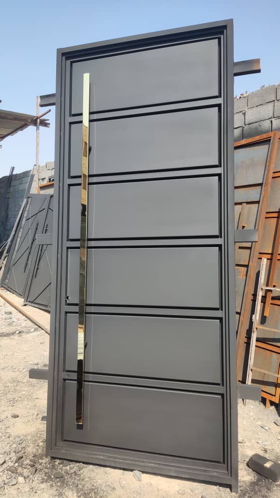 قیمت درب حیاط فلزی سفارشی