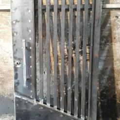 درب حیاطی نفررو - کد40044 5 درب حیاطی نفررو ابعاد 220*150 کد40044