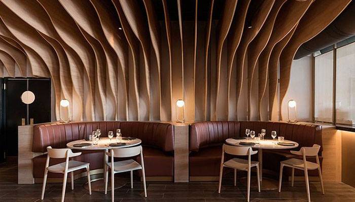 طراحی و اجرای دکوراسیون کافی شاپ 36 Furniture in the neoclassical decoration of the coffee shop