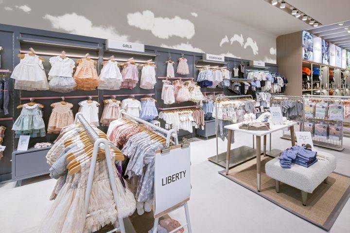 طراحی و اجرای دکوراسیون فروشگاه لباس بچه گانه 35 Art deco style decoration of children's clothing store