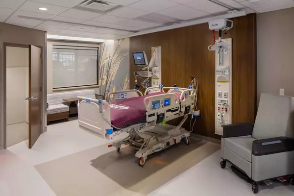 طراحی و اجرای دکوراسیون بیمارستان 29 Facilities in hospital decoration