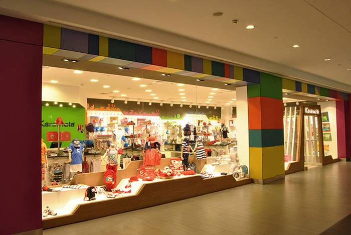 طراحی و اجرای دکوراسیون فروشگاه لباس بچه گانه 37 Facilities in the decoration of the children's clothing store