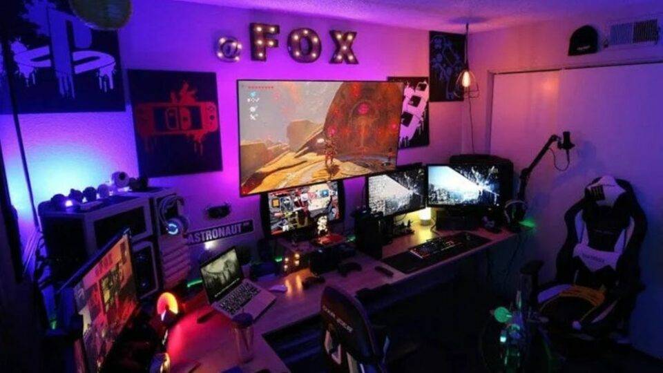طراحی و اجرای دکوراسیون اتاق گیمینگ 16 Industrial decor of the gaming room
