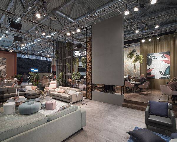 طراحی و اجرای دکوراسیون فروشگاه لوازم خانگی 27 Industrial decoration of home appliances store