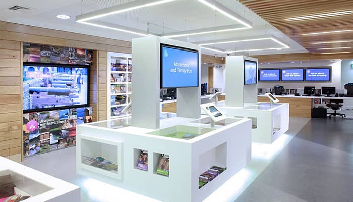 طراحی و اجرای دکوراسیون موبایل فروشی 25 Mobile furniture in Scandinavian decoration