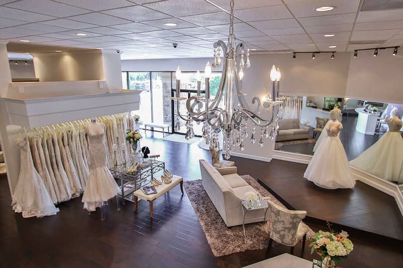 طراحی و اجرای دکوراسیون مزون لباس عروس 21 Modern style decoration of bridal dress maison
