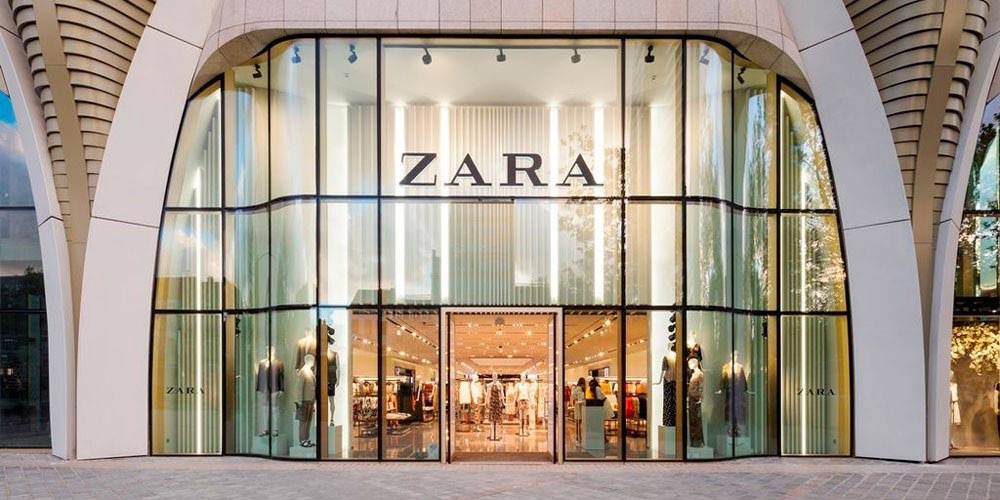 طراحی و اجرای دکوراسیون بوتیک زنانه 19 The decoration of the facade of the industrial style of the women's boutique