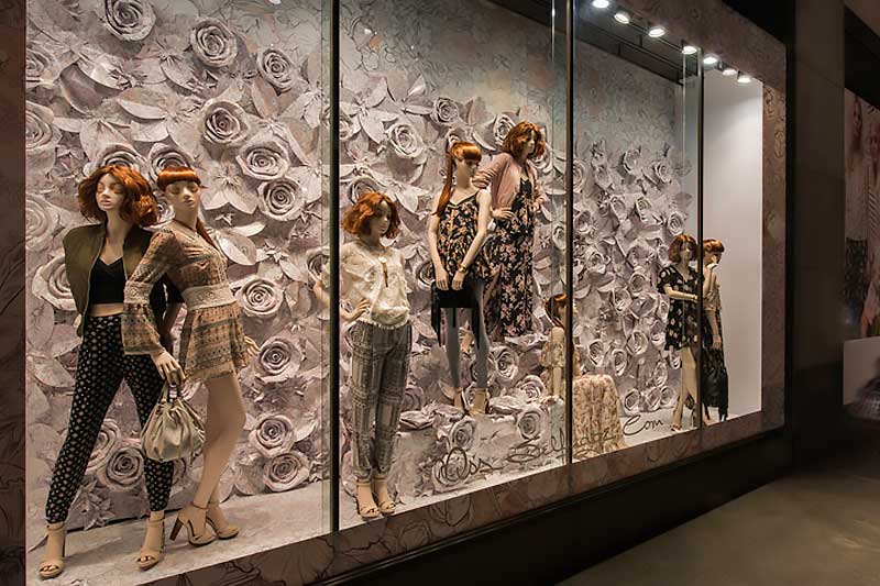 طراحی و اجرای دکوراسیون لباس فروشی 62 The five senses in clothing store decoration