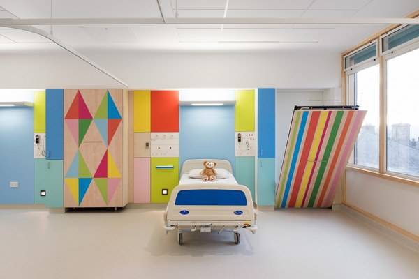 طراحی و اجرای دکوراسیون بیمارستان 21 The rustic decor of the hospital