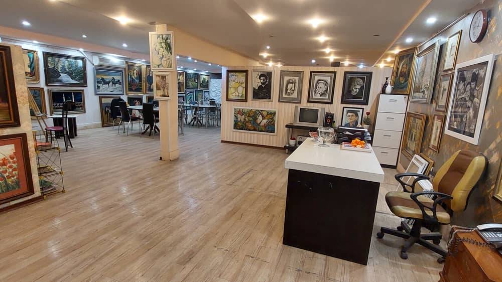 طراحی و اجرای دکوراسیون آموزشگاه نقاشی 4 Classic style decoration of painting school