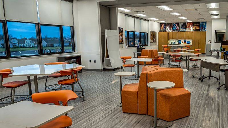 طراحی و اجرای دکوراسیون مدرسه 3 Modern school style decoration