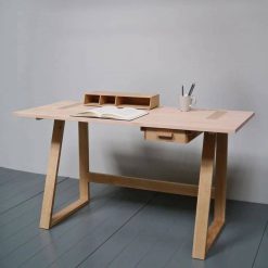 میز تحریر چوبی کلاسیک کد 1080