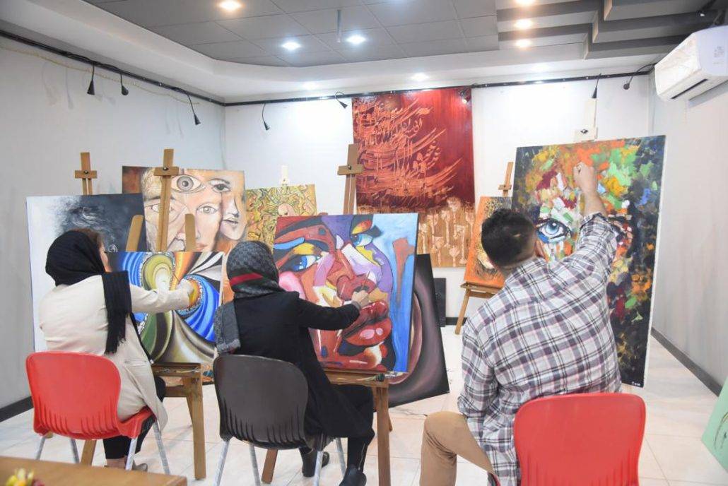 طراحی و اجرای دکوراسیون آموزشگاه نقاشی 20 The five senses in painting school decoration