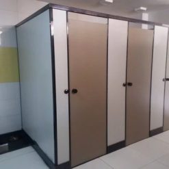 درب و پارتیشن سرویس بهداشتی فرودگاهی HPL ضد آب