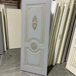 درب کلاسیک MDF طوسی با طرح منبت طلایی مدل سلطنتی کد 30643 11 درب کلاسیک MDF طوسی با طرح منبت طلایی مدل سلطنتی کد 30643
