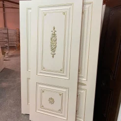 درب MDF کلاسیک با طرح منبت طلایی