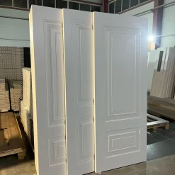 درب داخلی سفید کلاسیک لوکس کد 30304 8 درب داخلی سفید کلاسیک لوکس