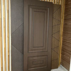 درب چوبی لوکس مدل کلاسیک – طراحی مدرن با پنلهای برجسته کد 30306 10 درب چوبی لوکس مدل کلاسیک