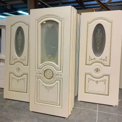 درب کلاسیک فانوس دیزاین مدل سلطنتی با شیشه تزئینی طلایی