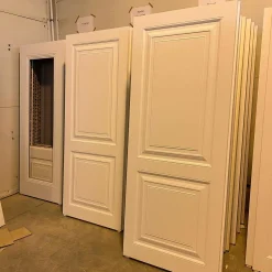 درب MDF سفید کلاسیک مدل دور قاب