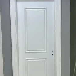 درب داخلی سفید کلاسیک دو قاب | خرید درب MDF لوکس از فانوس دیزاین