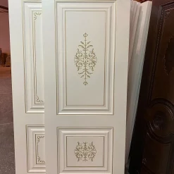 درب کلاسیک سفید طلایی پلی اورتان کد 30726 8 درب کلاسیک سفید طلایی پلی اورتان