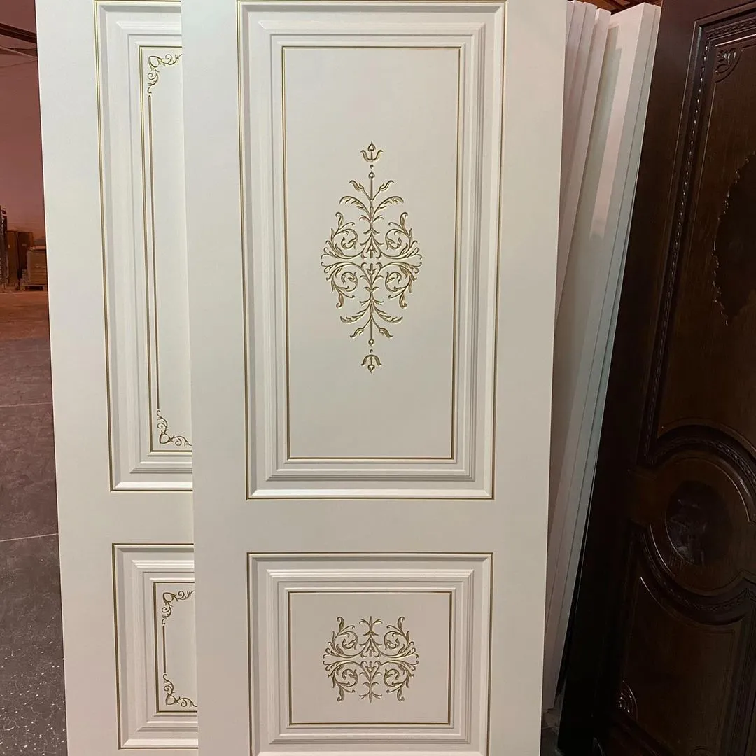 درب کلاسیک سفید طلایی پلی اورتان کد 30726 4 درب کلاسیک سفید طلایی پلی اورتان