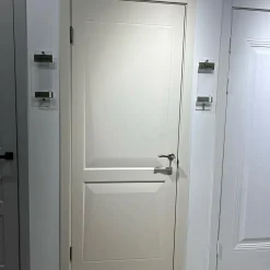 Classic white interio 1 | فانوس دیزاین تولید کننده انواع درب اتاق ، ضد سرقت، درب ورودی و ضد آل