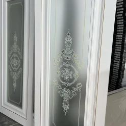 Classic white room door with engraved 3 | فانوس دیزاین تولید کننده انواع درب اتاق ، ضد سرقت، درب ورودی و ضد آل