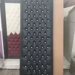 درب آکوستیک چرمی لمسه‌کوب با نگین مشکی کد 30159