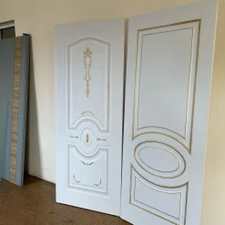 درب لوکس سفید با تزئینات طلایی مدل کلاسیک سلطنتی کد 30573