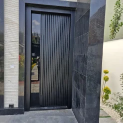 Modern black metal entrance door Line model 2 | فانوس دیزاین تولید کننده انواع درب اتاق ، ضد سرقت، درب ورودی و ضد آل