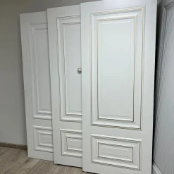 درب داخلی سفید طراحی مدرن