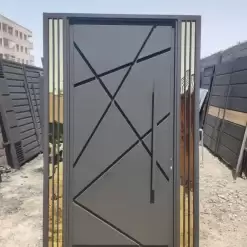 درب ورودی مدرن طرح هندسی با دیزاین طلایی - کد 30183 3 درب ورودی مدرن طرح هندسی با دیزاین طلایی - کد 30183