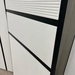 Modern interior door black and white 4 | فانوس دیزاین تولید کننده انواع درب اتاق ، ضد سرقت، درب ورودی و ضد آل