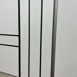 درب داخلی مدرن مدل هندسی سفید مشکی