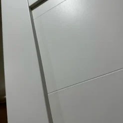 درب داخلی مدرن مدل لاین سفید کد 30339 5 Modern interior door white line model 1 | فانوس دیزاین تولید کننده انواع درب اتاق ، ضد سرقت، درب ورودی و ضد آل