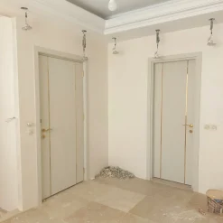 درب داخلی مدرن مدل پانل طلایی کد 30502 3 درب داخلی مدرن مدل پانل طلایی