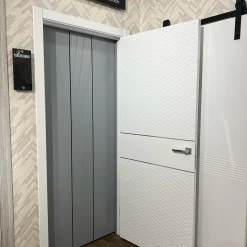 Modern white Scandinavian door 5 | فانوس دیزاین تولید کننده انواع درب اتاق ، ضد سرقت، درب ورودی و ضد آل
